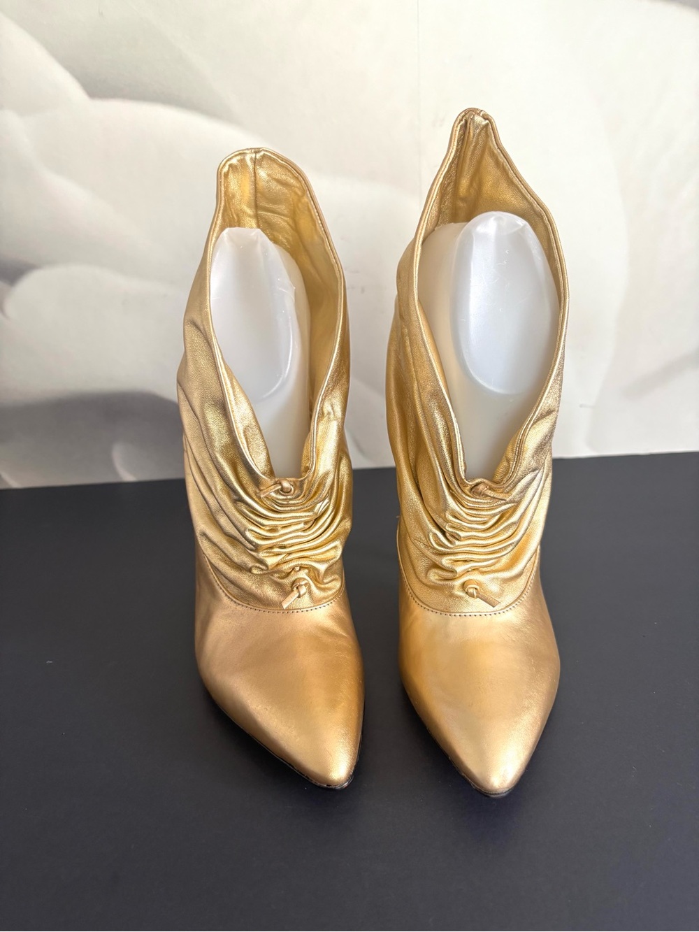 Gold boots - Picture 2 of 10